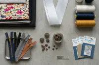 Denim, Jeansgarn, Knöpfe und Zubehör zum Selbernähen Ihrer Jeans